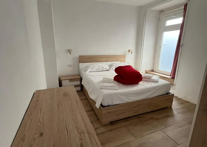 בית נופש Daisy Spacious Detached House