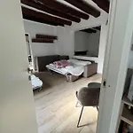 펜션 Daisy Spacious Detached House 베르가모